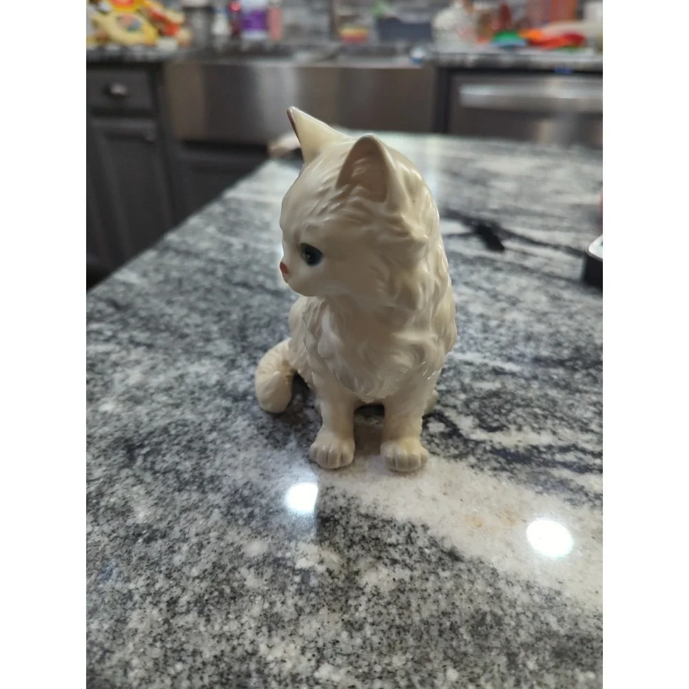 Vintage Japan Lefton White Persian Cat Figurine #H1514 Kitty